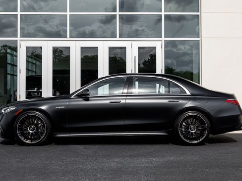 Used 2026 Mercedes-Benz S 63 AMG S image 10