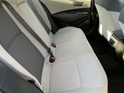 Certified 2022 Toyota Corolla LE image 17