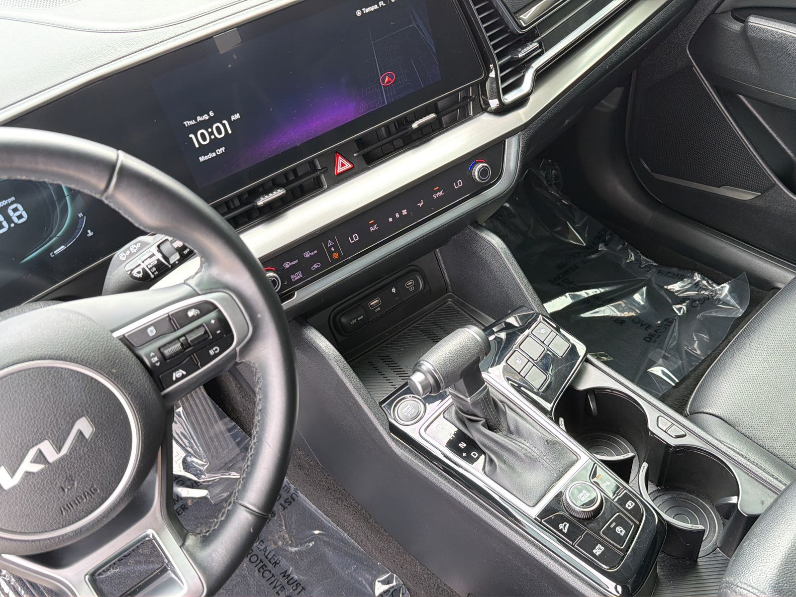 Used 2025 Kia Sportage EX FWD image 24