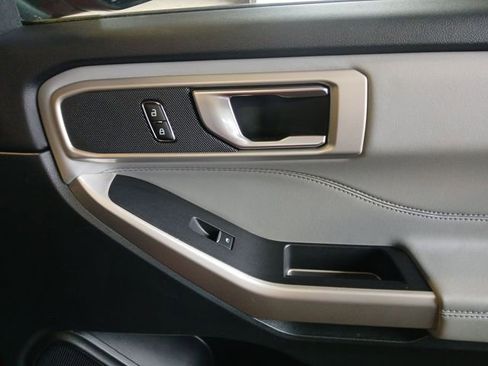 Used 2023 Ford Explorer XLT w/ Equipment Group 202A image 50