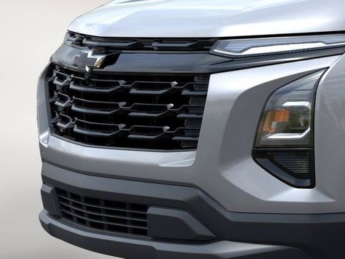 New 2026 Chevrolet Equinox LT w/ Midnight Edition AWD/4WD image 11