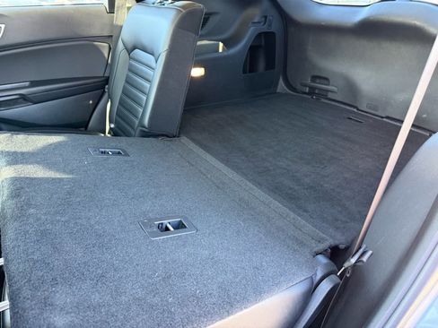 Used 2024 Ford Edge SEL image 35