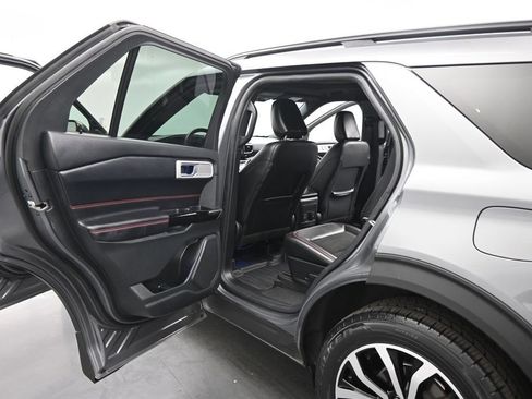 Used 2022 Ford Explorer ST-Line w/ Class IV Trailer Tow Package AWD/4WD image 18