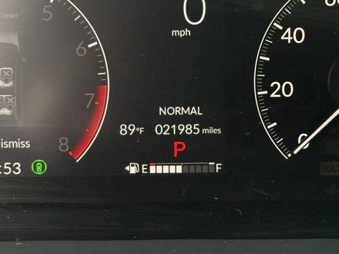Used 2025 Honda HR-V EX-L image 16