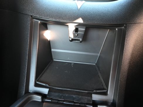 Used 2009 Pontiac Solstice GXP w/ Premium Package RWD image 38