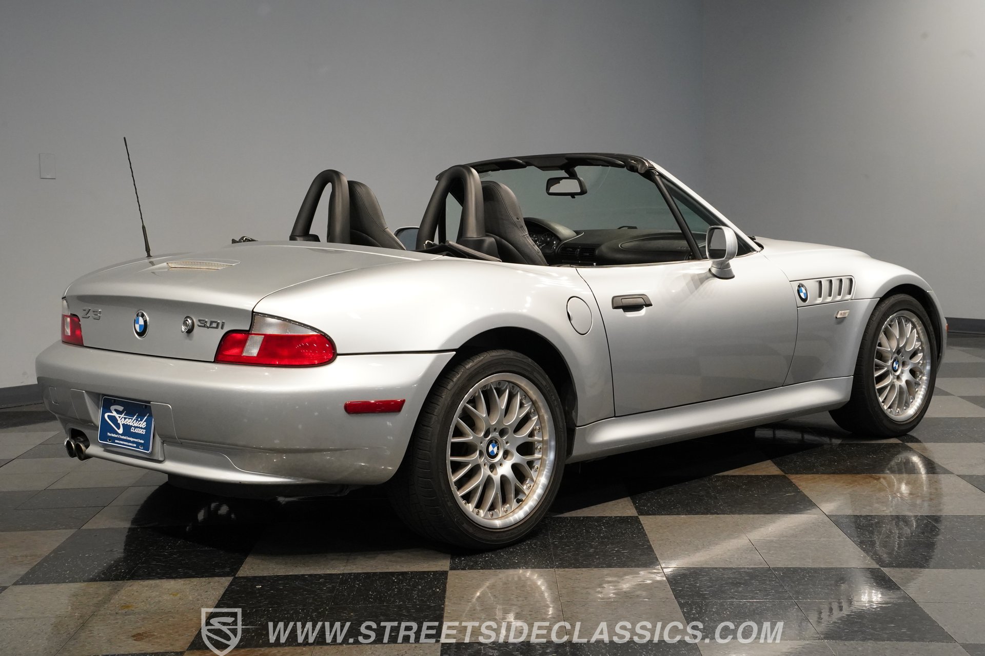 Used 2001 BMW Z3 3.0i RWD image 13