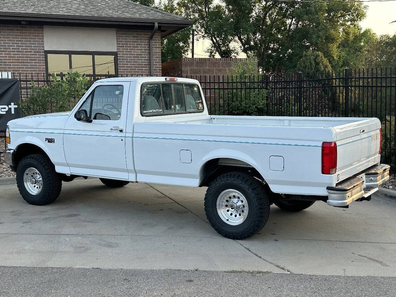 Used 1996 Ford F150 4x4 Regular Cab image 10
