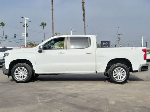 Used 2022 Chevrolet Silverado 1500 LT image 2