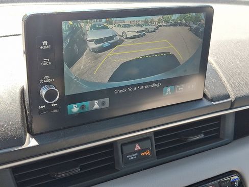 Used 2023 Honda Pilot Elite image 21
