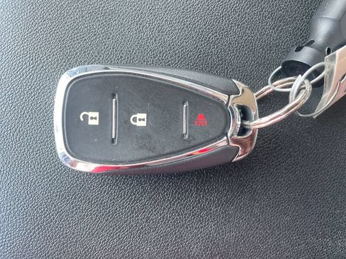 Used 2024 Chevrolet Equinox LS w/ LS Convenience Package FWD image 29