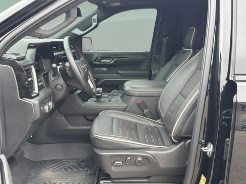 Used 2025 GMC Sierra 1500 AT4X w/ AT4X AEV Edition image 27