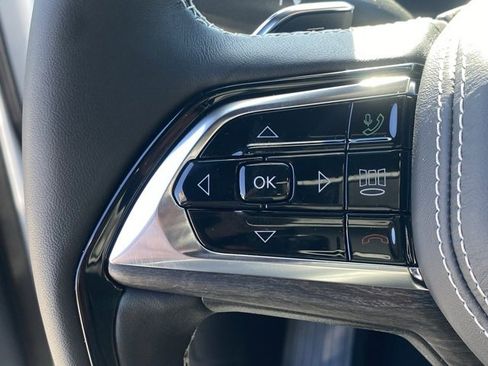 New 2025 Jeep Grand Cherokee Overland w/ Adv Protech Group III image 17