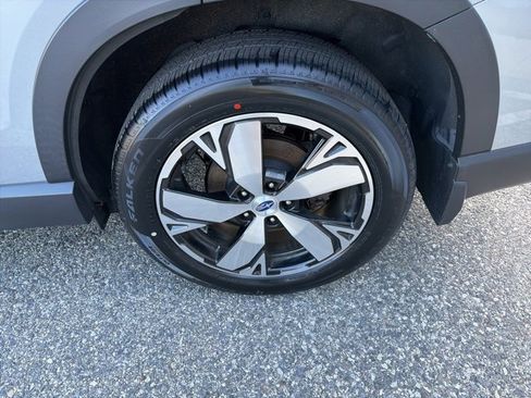 Used 2019 Subaru Forester Touring image 17
