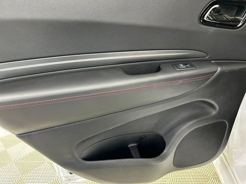 Used 2024 Dodge Durango GT image 16