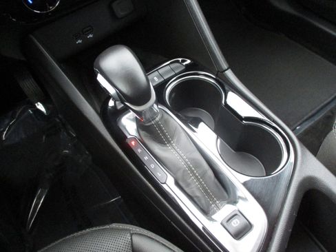 Used 2024 Buick Encore GX Sport Touring w/ Comfort Package image 26