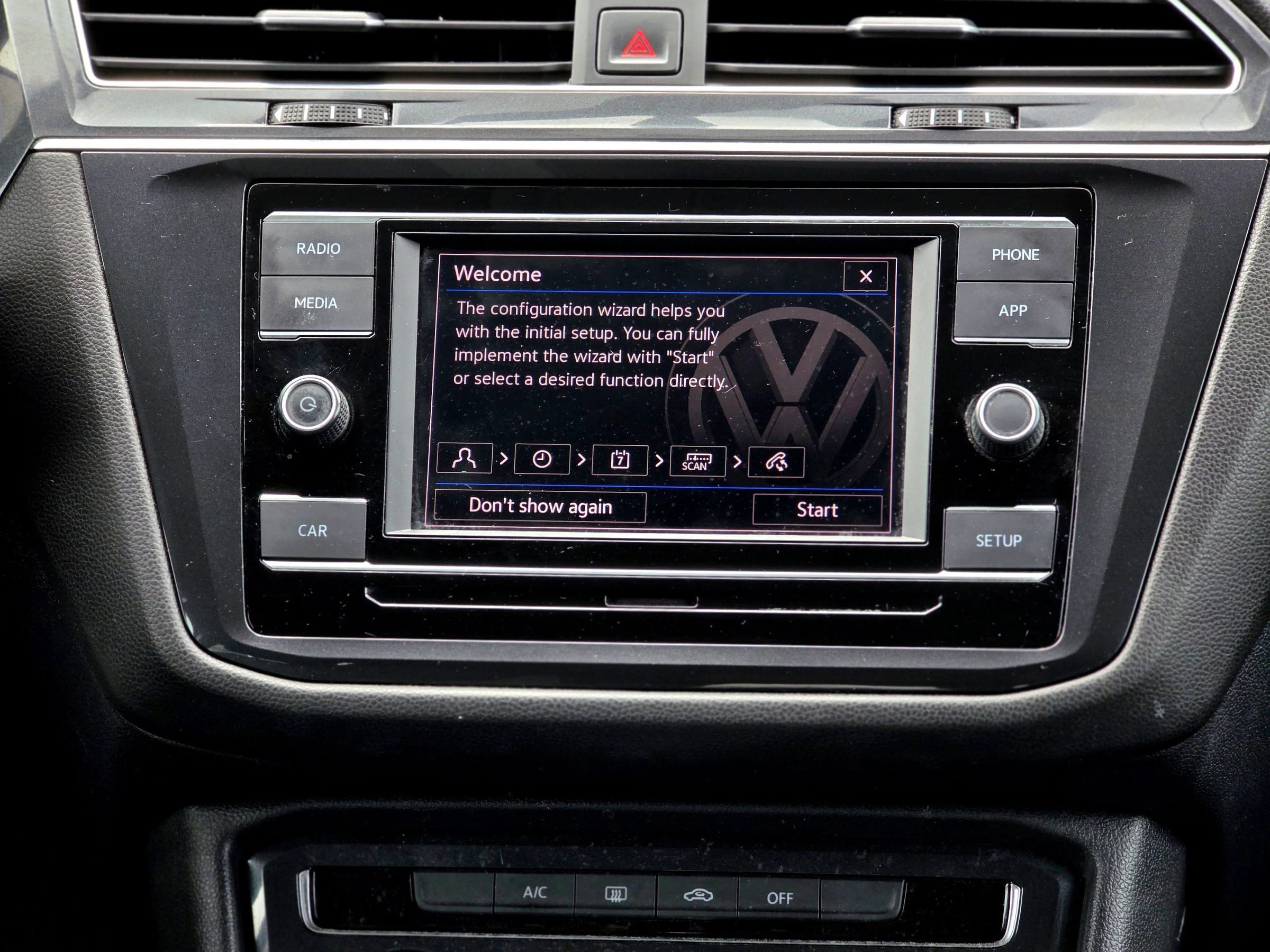Used 2019 Volkswagen Tiguan S w/ 3rd Row Seat Package AWD/4WD image 20