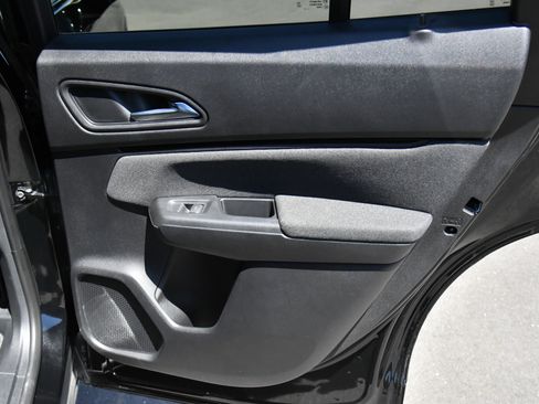 Used 2024 Honda Prologue EX image 43