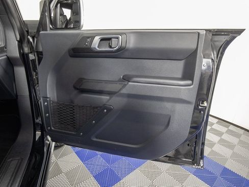 Used 2025 Ford Bronco Big Bend image 15