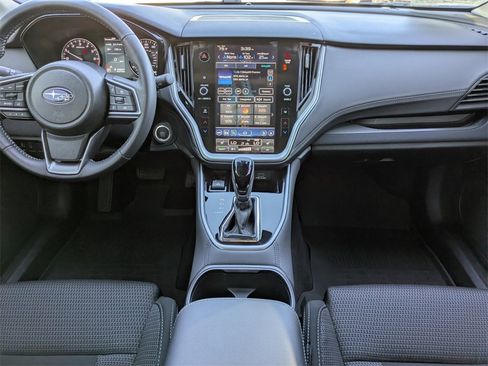 Certified 2025 Subaru Outback Premium w/ Popular Package #1A image 18