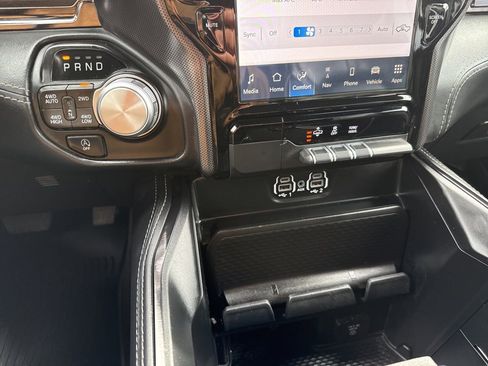Used 2024 RAM 1500 Limited image 25