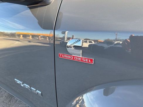 New 2026 RAM 4500 4x4 Crew Cab DRW image 9