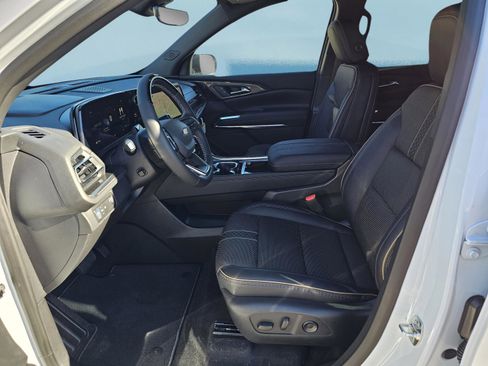 New 2026 Chevrolet Traverse High Country image 14