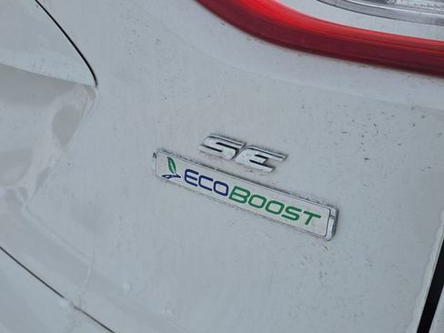 Used 2015 Ford Escape SE image 6