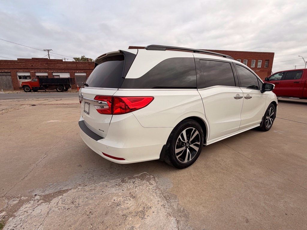 Used 2018 Honda Odyssey Elite image 6