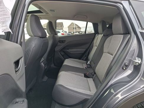 Used 2024 Subaru Crosstrek 2.0i Premium image 9
