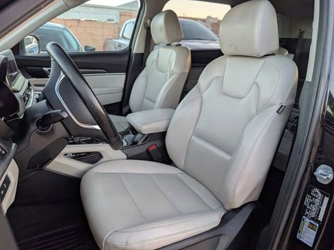 Used 2022 Kia Telluride S image 22