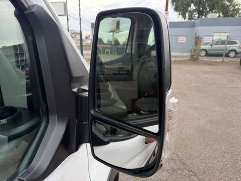 Used 2024 Ford Transit 350 XLT RWD image 31