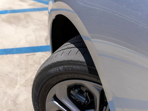 Used 2024 Honda Accord EX-L image 37