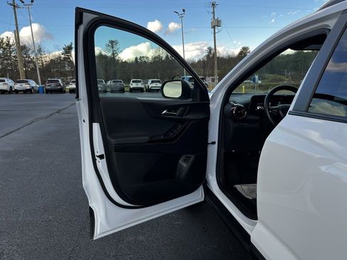 New 2026 Chevrolet Equinox RS image 13