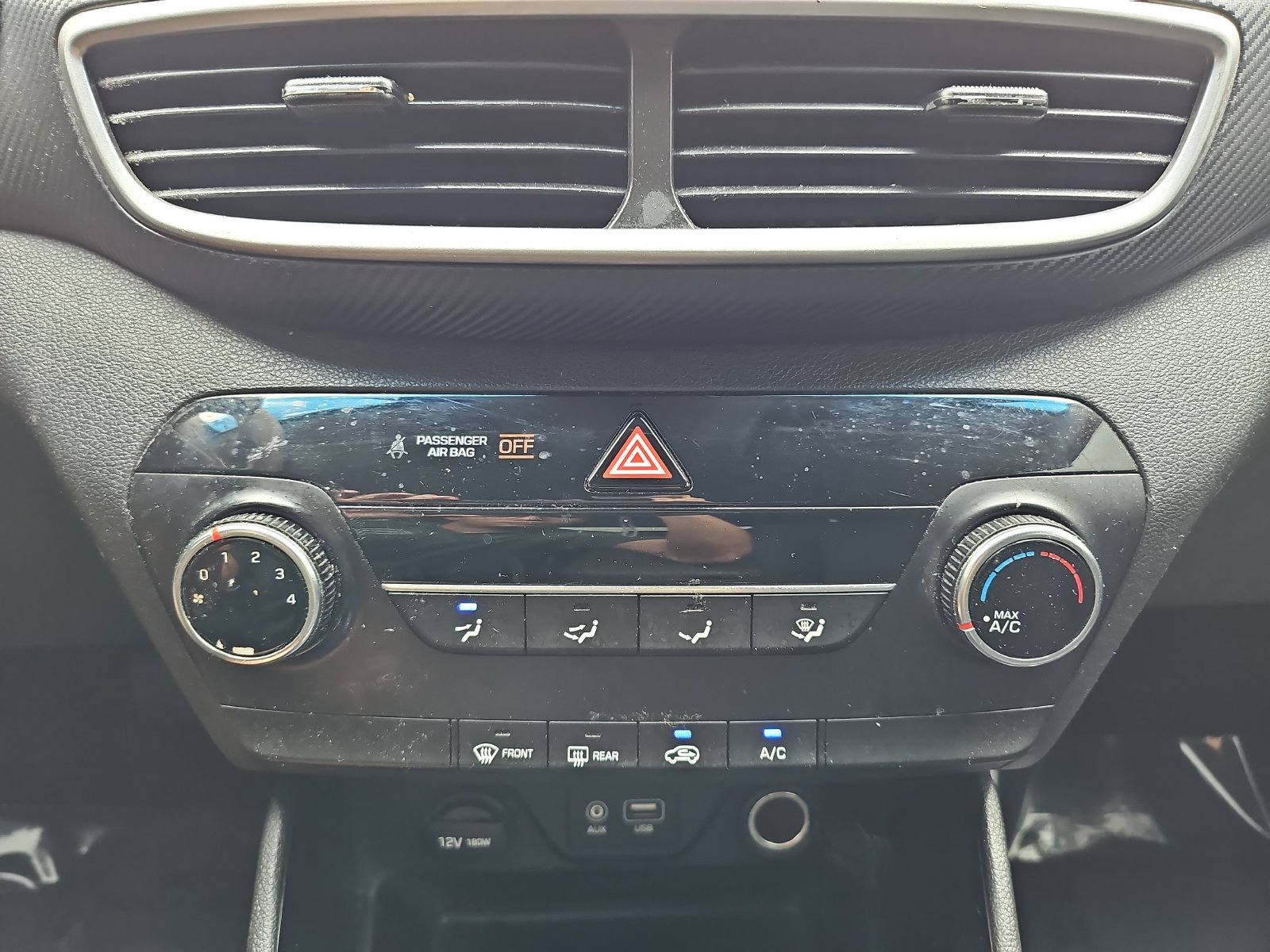 Used 2019 Hyundai Tucson SE AWD/4WD image 25