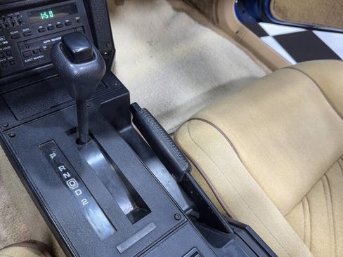 Used 1987 Chevrolet Camaro Z28 image 64