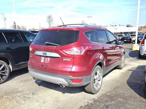 Used 2014 Ford Escape Titanium image 2