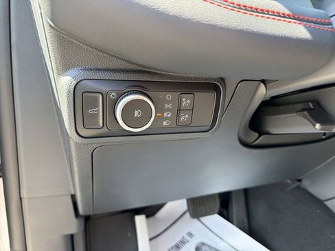 New 2026 Ford Explorer ST-Line AWD/4WD image 18