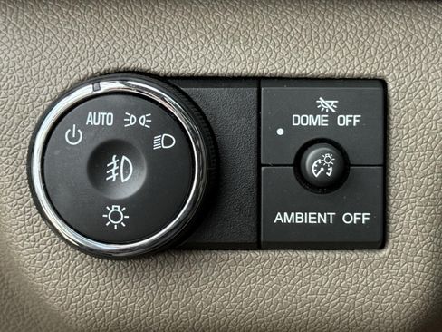 Used 2015 GMC Acadia Denali AWD/4WD image 21
