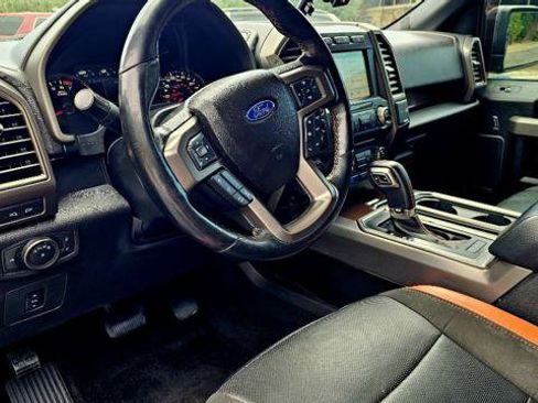 Used 2018 Ford F150 Raptor w/ Equipment Group 802A Luxury AWD/4WD image 17