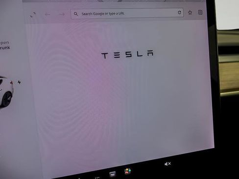 Used 2021 Tesla Model 3 Standard Range Plus RWD image 23