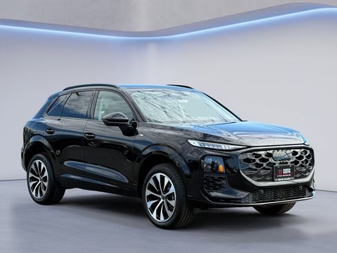 New 2026 Audi Q3 quattro 2.0T AWD/4WD image 4