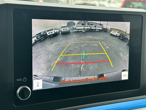 Used 2024 Toyota Tacoma TRD Off-Road image 19