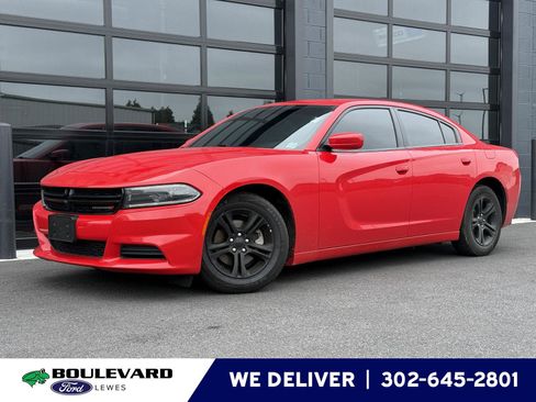 Used 2022 Dodge Charger SXT w/ Leather Interior Group RWD image 1