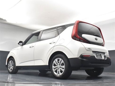 Certified 2021 Kia Soul LX image 34