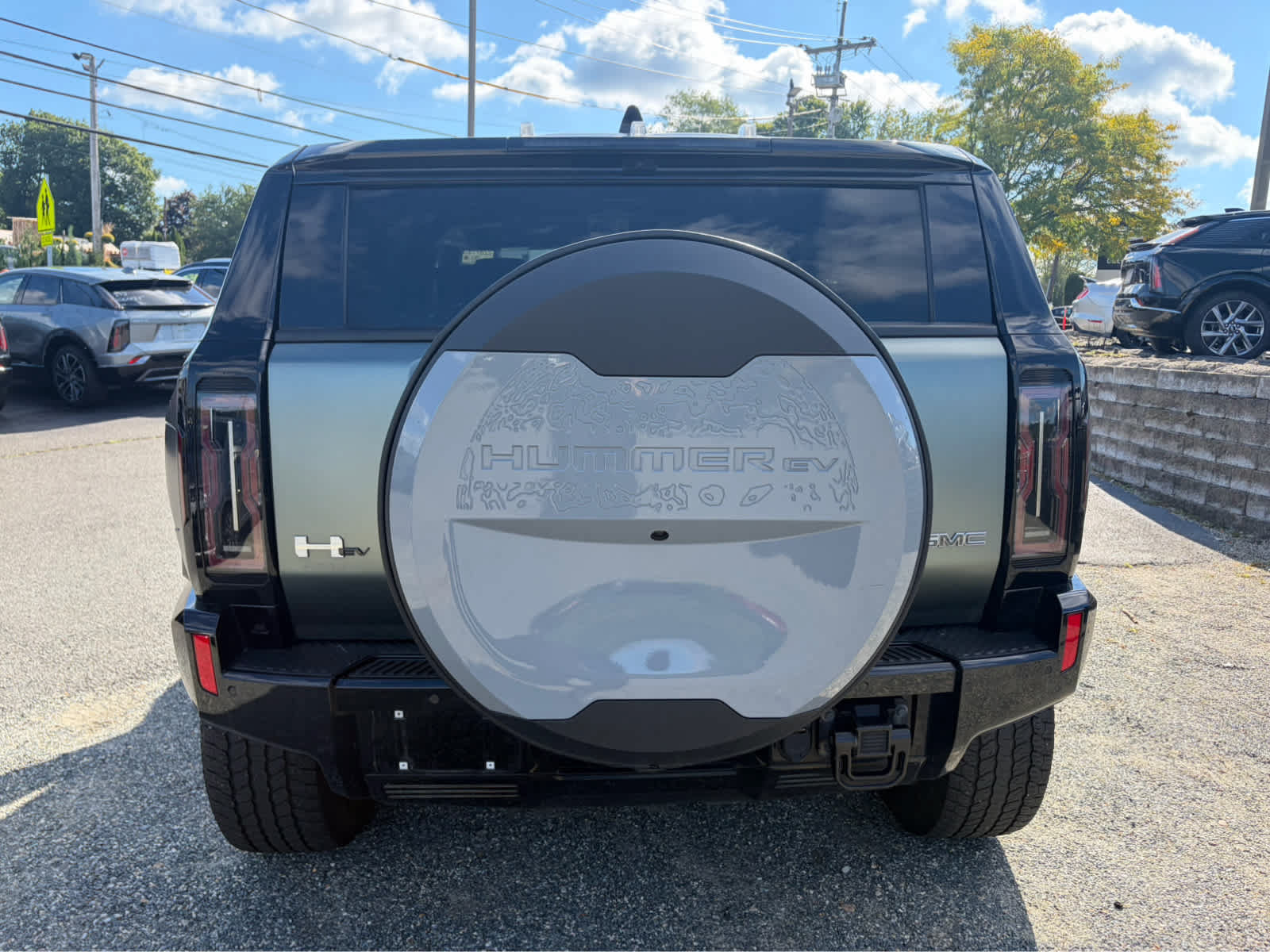 Used 2024 GMC Hummer EV 3X AWD/4WD image 9