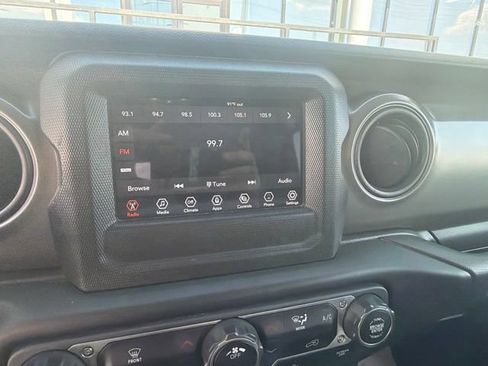 Used 2023 Jeep Wrangler Unlimited Sport AWD/4WD image 8
