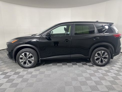Used 2023 Nissan Rogue SV image 6