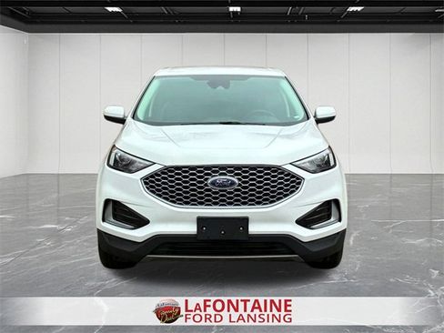 Used 2023 Ford Edge SEL image 8