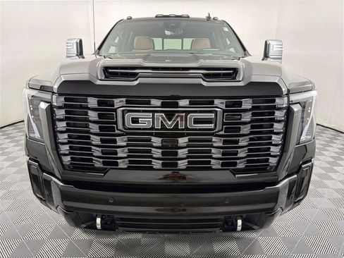 New 2026 GMC Sierra 2500 Denali Ultimate AWD/4WD image 2