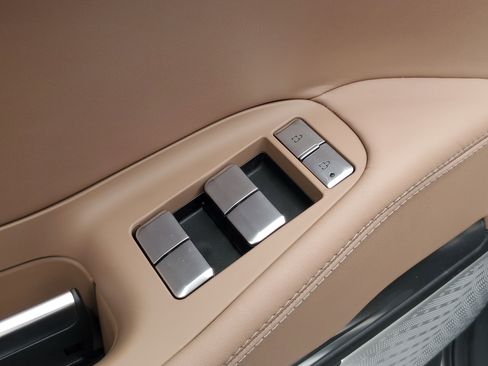 New 2025 Lincoln Navigator L Black Label image 10